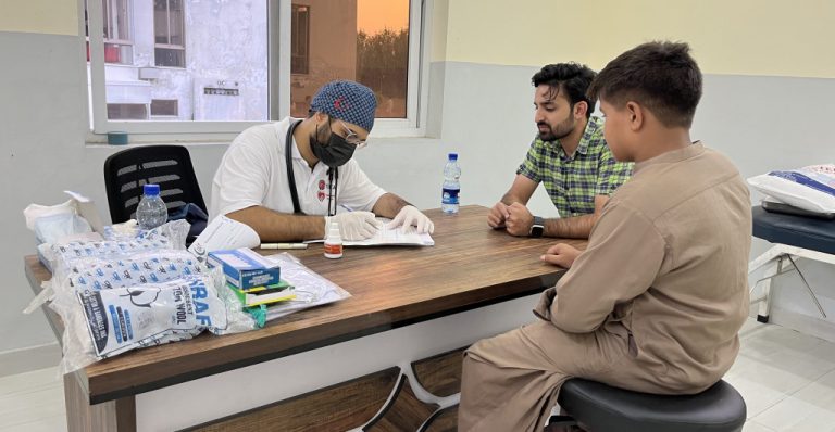 TİKA ve İyilik Sağlık Derneği İş Birliğinde, Pakistan’da Sağlık Taraması Yapıldı